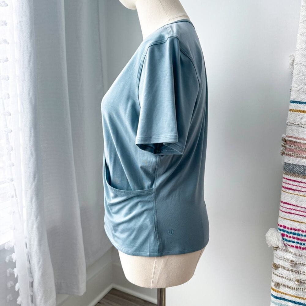 Lululemon Round Trip Short Sleeve Blue Cast Faux Wrap T-Shirt Women’s Size 4 - Picture 3 of 7